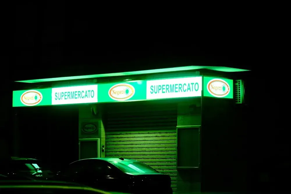 Custom Grocery & Convenience Signs in Elgin, TX