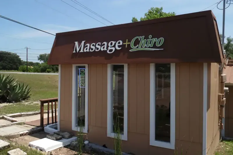 Signage in Taylor, TX
