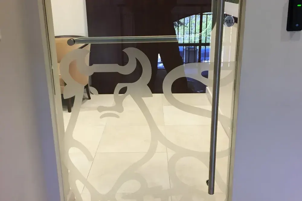Vinyl lettering & logos in Austin, TX